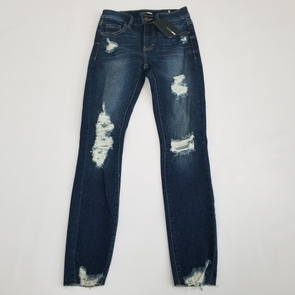 FASHION Nova Can't Stop Ankle Jeans Destructed Size 0 New